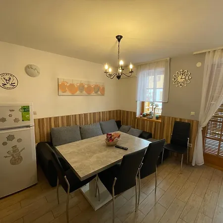 Apartma Jelencek Apartman