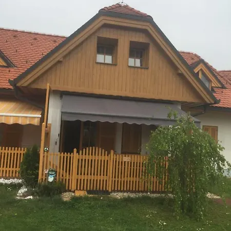 Apartma Jelencek 摩拉瓦托普利采